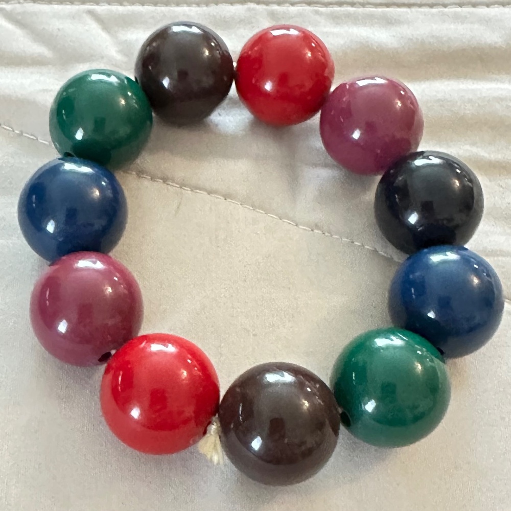 Chunky Bracelet Multicolor Lucite Bead Stretch 19mm Retro 70s Style Statement